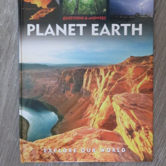 Planet Earth & Armstrong Lands On The Moon (K510) - Picture 2 of 9